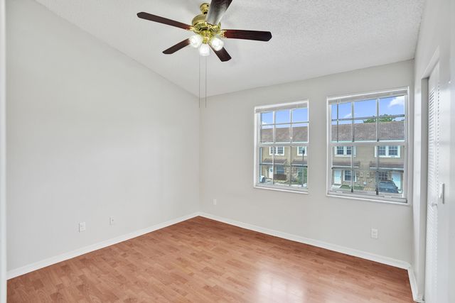 752 SW 122nd Terrace, Pembroke Pines, FL 33025