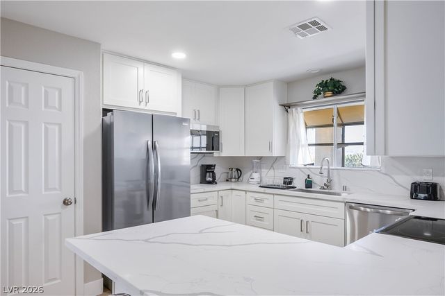 6990 West Richmar Avenue, Las Vegas, NV 89178