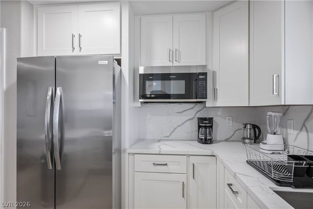 6990 West Richmar Avenue, Las Vegas, NV 89178