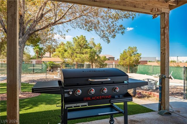 6990 West Richmar Avenue, Las Vegas, NV 89178