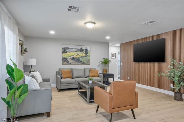 6990 West Richmar Avenue, Las Vegas, NV 89178