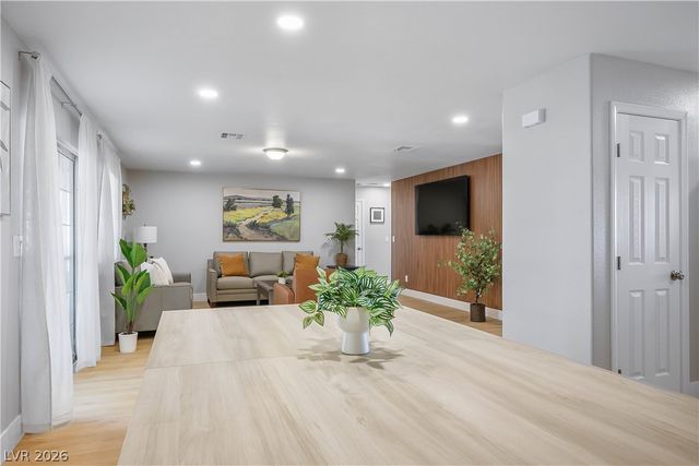 6990 West Richmar Avenue, Las Vegas, NV 89178
