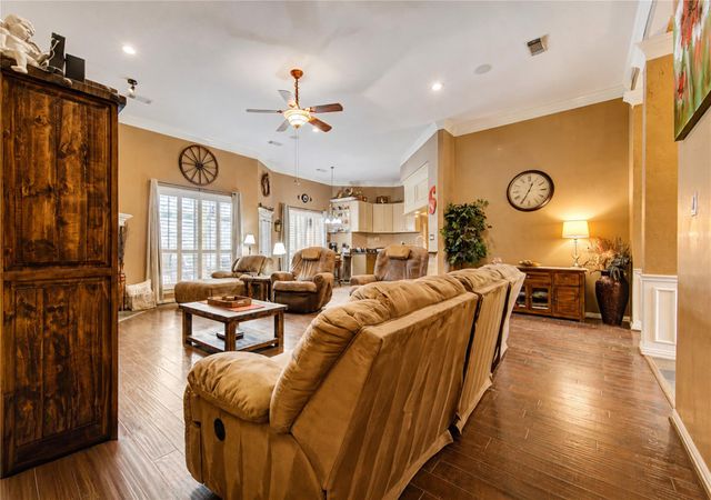 15302 Devin Lane, Crosby, TX 77532