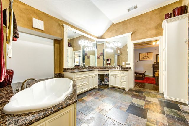 15302 Devin Lane, Crosby, TX 77532