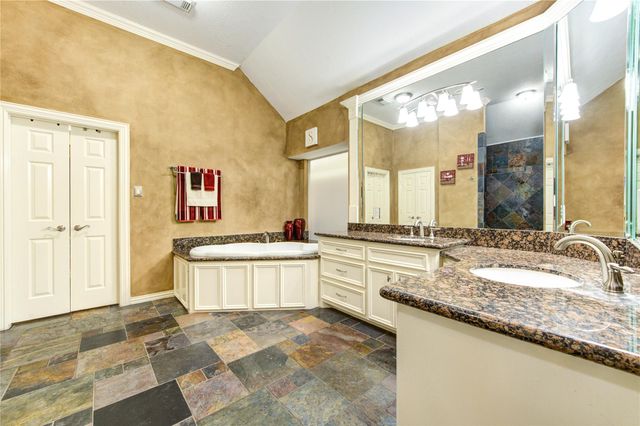 15302 Devin Lane, Crosby, TX 77532