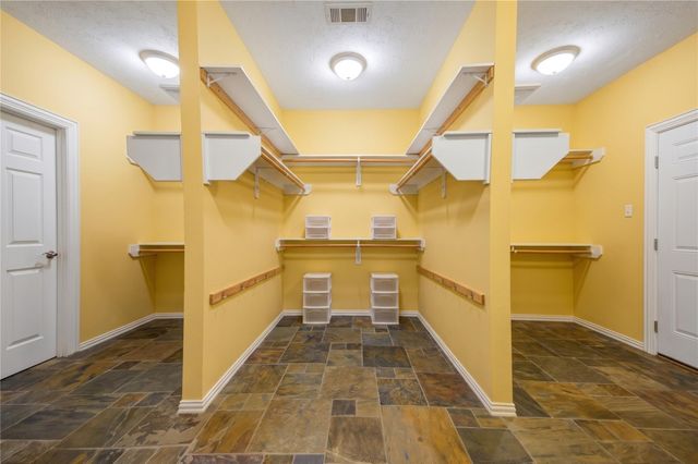 15302 Devin Lane, Crosby, TX 77532