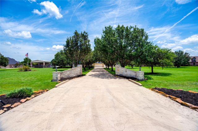 15302 Devin Lane, Crosby, TX 77532