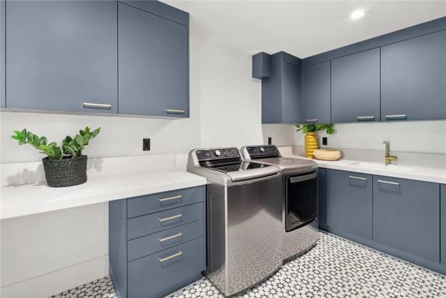 2207 Port Harwick, Newport Beach, CA 92660