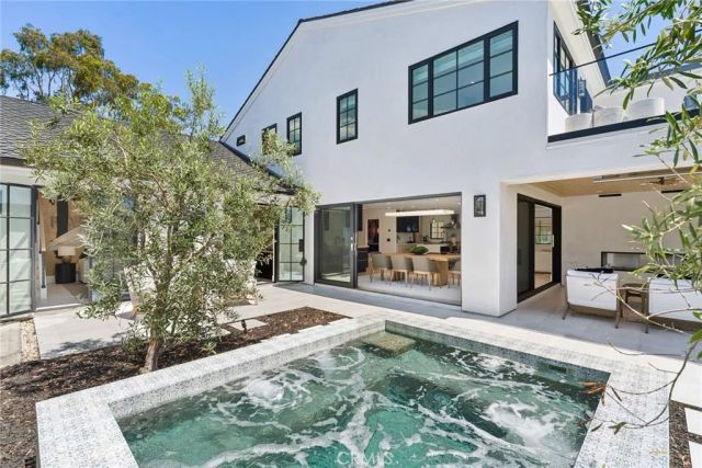 2207 Port Harwick, Newport Beach, CA 92660
