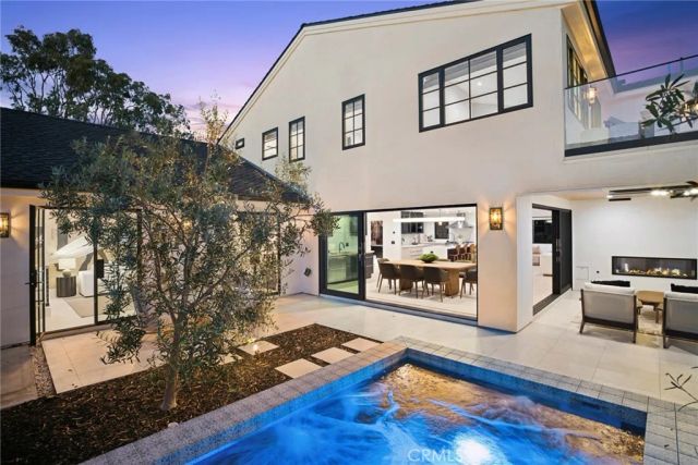 2207 Port Harwick, Newport Beach, CA 92660
