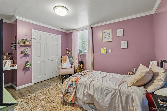 4251 E Maple Avenue, Grand Blanc, MI 48439