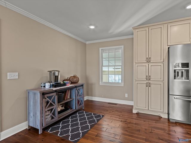 880 County Road 299, Trinity, AL 35673