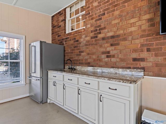 880 County Road 299, Trinity, AL 35673