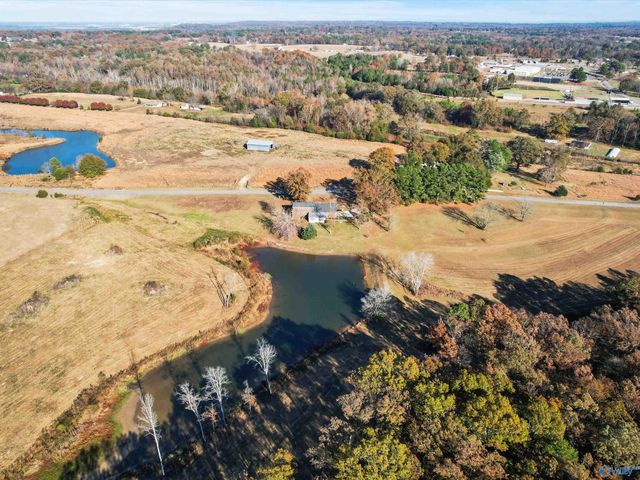 880 County Road 299, Trinity, AL 35673