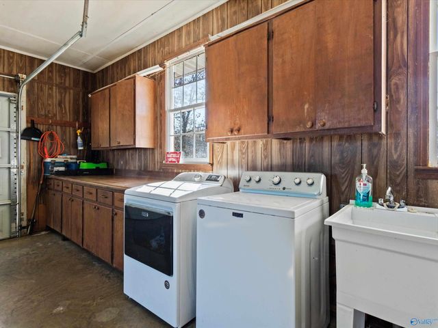 880 County Road 299, Trinity, AL 35673