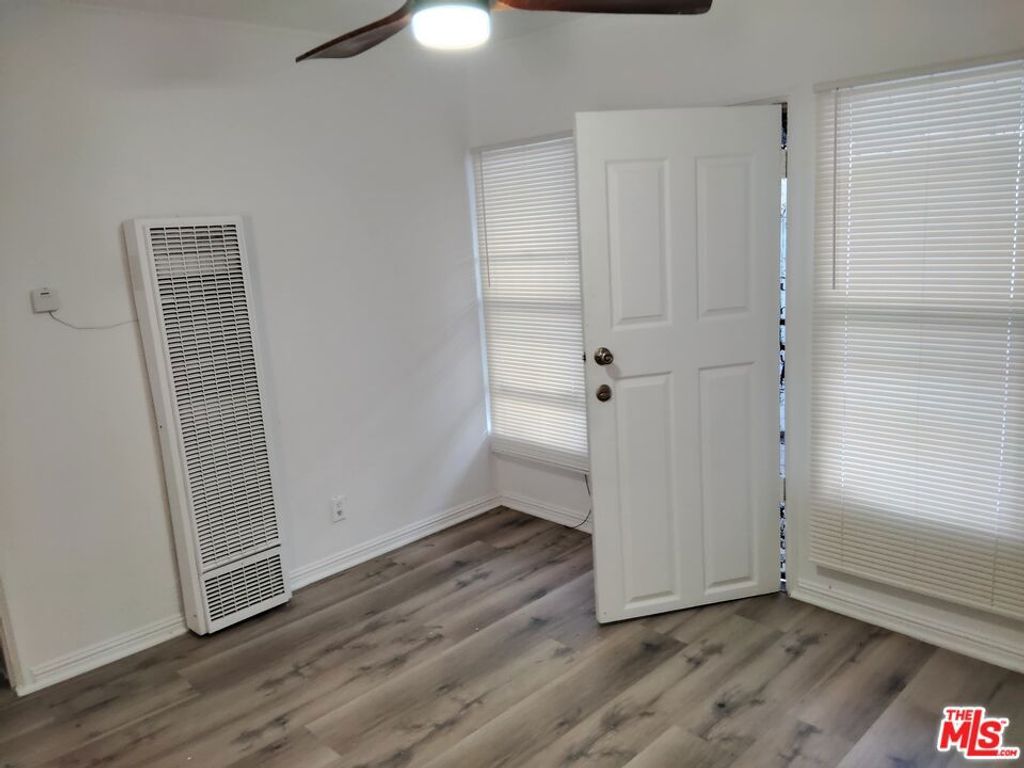 Image 3 of property listing at 223 E 74th Street, Los Angeles, CA 90003