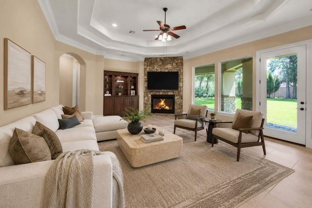 9120 Kenilworth Street, Houston, TX 77024