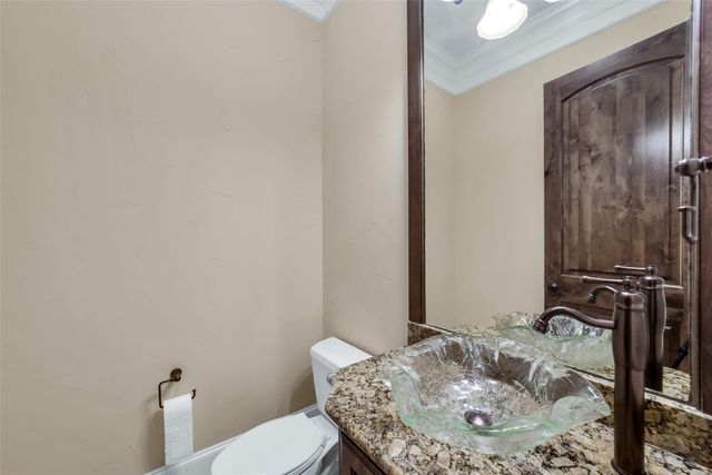9120 Kenilworth Street, Houston, TX 77024