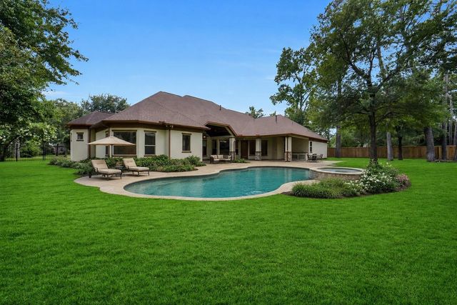 9120 Kenilworth Street, Houston, TX 77024