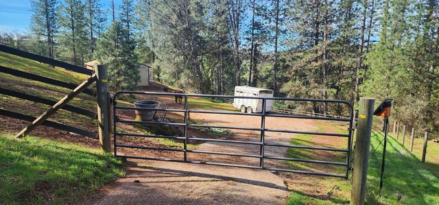 2410 Willow Creek Ct, Cool, CA 95614