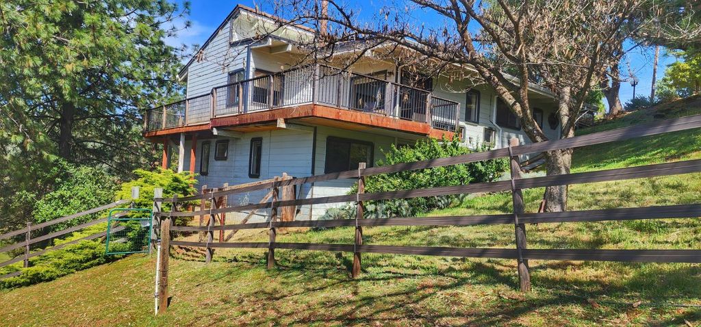 2410 Willow Creek Ct, Cool, CA 95614