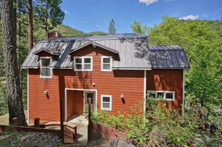 10870 Riverton Ln, Pollock Pines, CA 95726