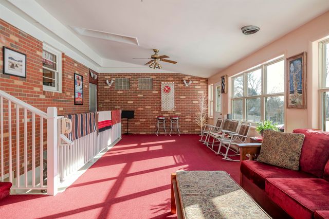 317 WINDEMERE DR, Staunton, VA 24401