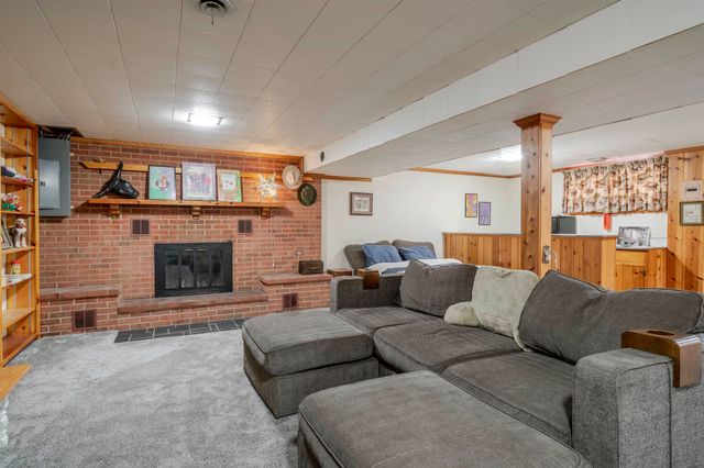 317 WINDEMERE DR, Staunton, VA 24401