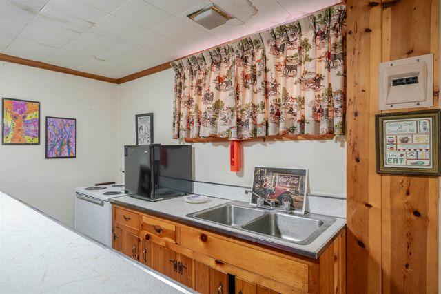 317 WINDEMERE DR, Staunton, VA 24401