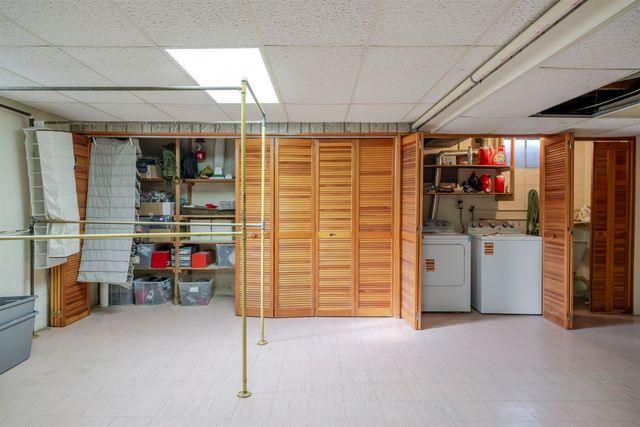 317 WINDEMERE DR, Staunton, VA 24401