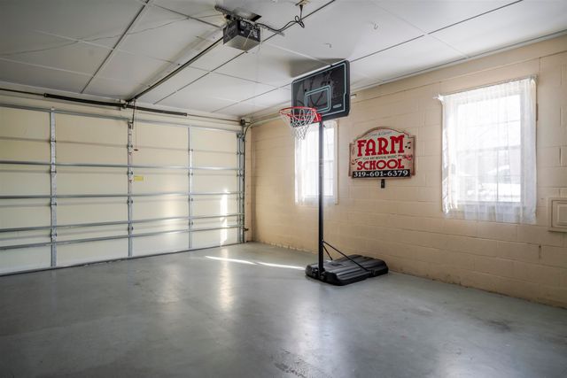 317 WINDEMERE DR, Staunton, VA 24401