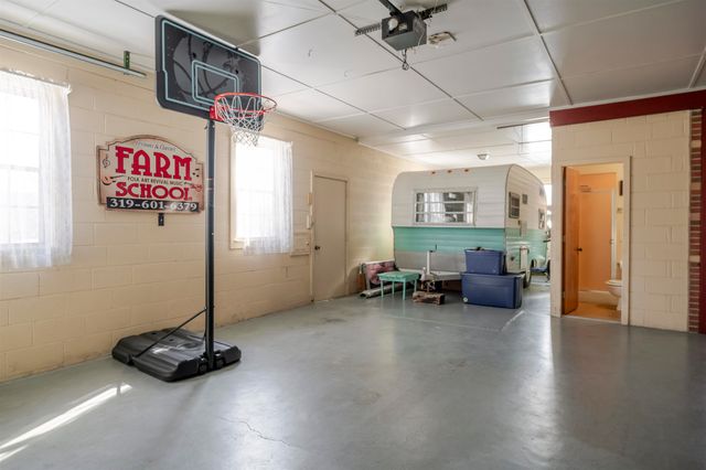 317 WINDEMERE DR, Staunton, VA 24401