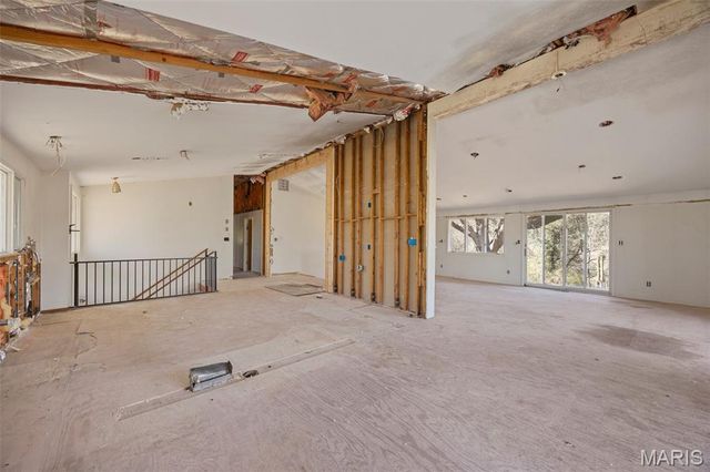 1400 Hudson Road, St Louis, MO 63135