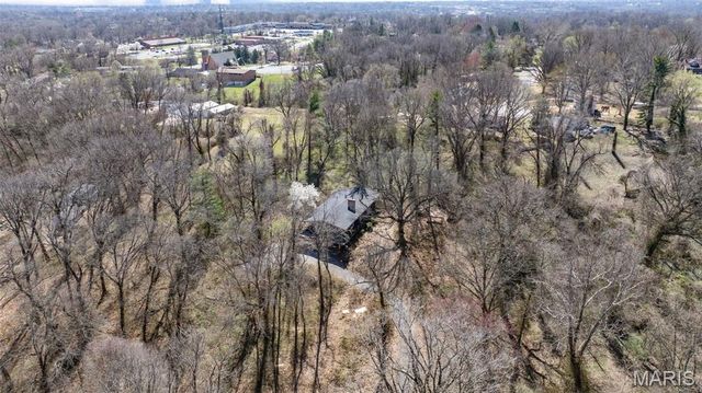 1400 Hudson Road, St Louis, MO 63135