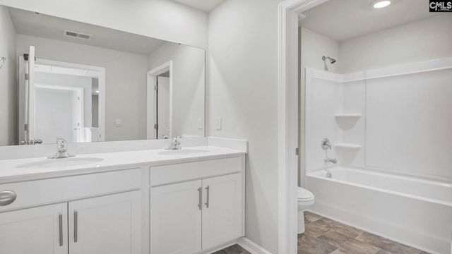 320 Bevington Brook Lane, Hopkins, SC 29061