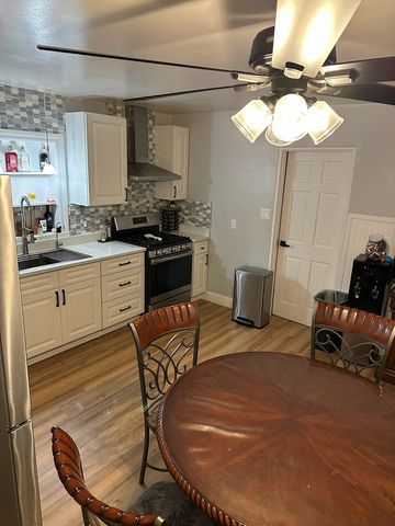 38W311 Il Route 64 Highway, St. Charles, IL 60175