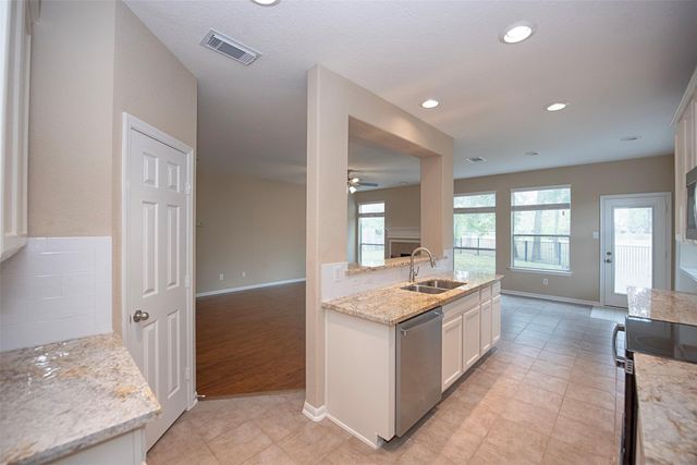 10411 Village Lake Drive, Missouri City, TX 77459