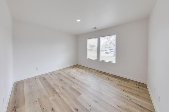3635 Ward Street, Houston, TX 77021