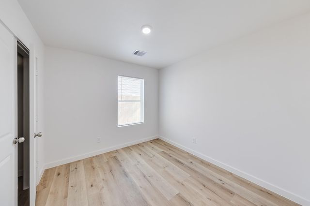3635 Ward Street, Houston, TX 77021