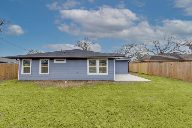 3635 Ward Street, Houston, TX 77021
