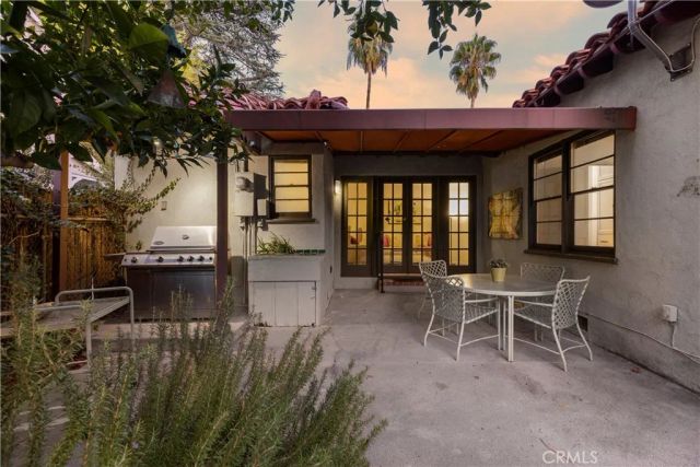 4225 Beeman Avenue, Studio City, CA 91604