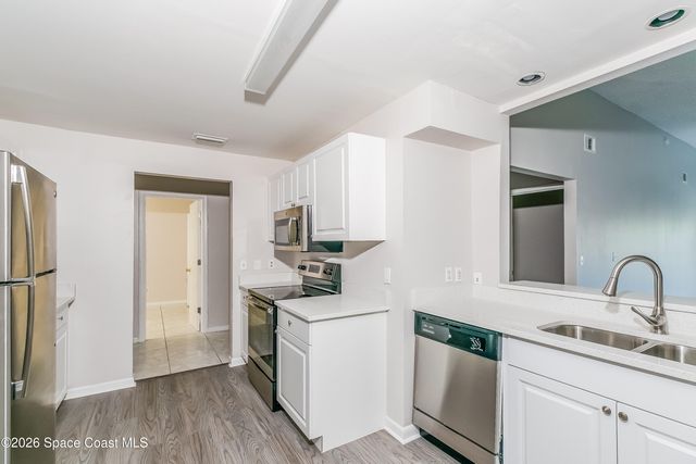 1656 Parakeet Court, Melbourne, FL 32935