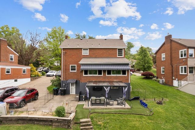 4768 Rolling Hills Road, Whitehall, PA 15236