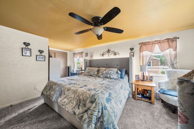 4768 Rolling Hills Road, Whitehall, PA 15236
