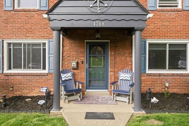 4768 Rolling Hills Road, Whitehall, PA 15236