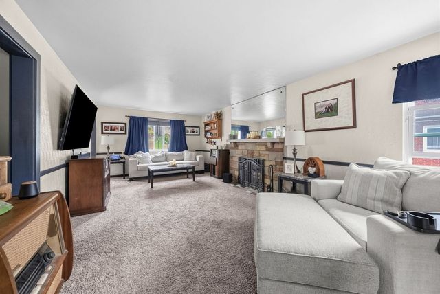 4768 Rolling Hills Road, Whitehall, PA 15236