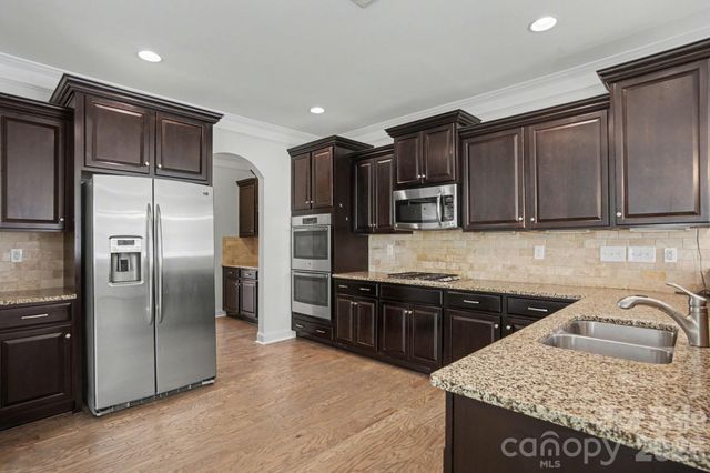 14020 Helen Benson Boulevard, Davidson, NC 28036