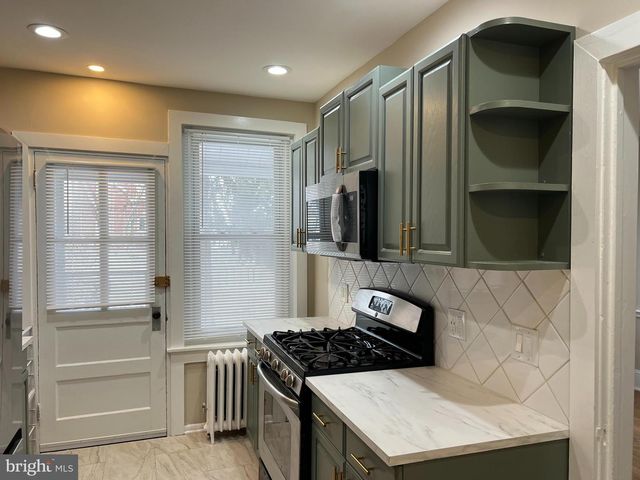 203 NASSAU PL, Norristown, PA 19401