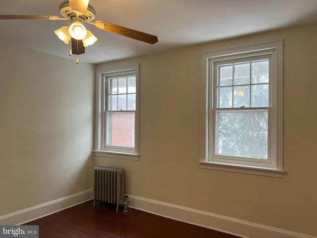 203 NASSAU PL, Norristown, PA 19401