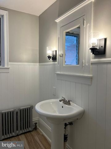 203 NASSAU PL, Norristown, PA 19401